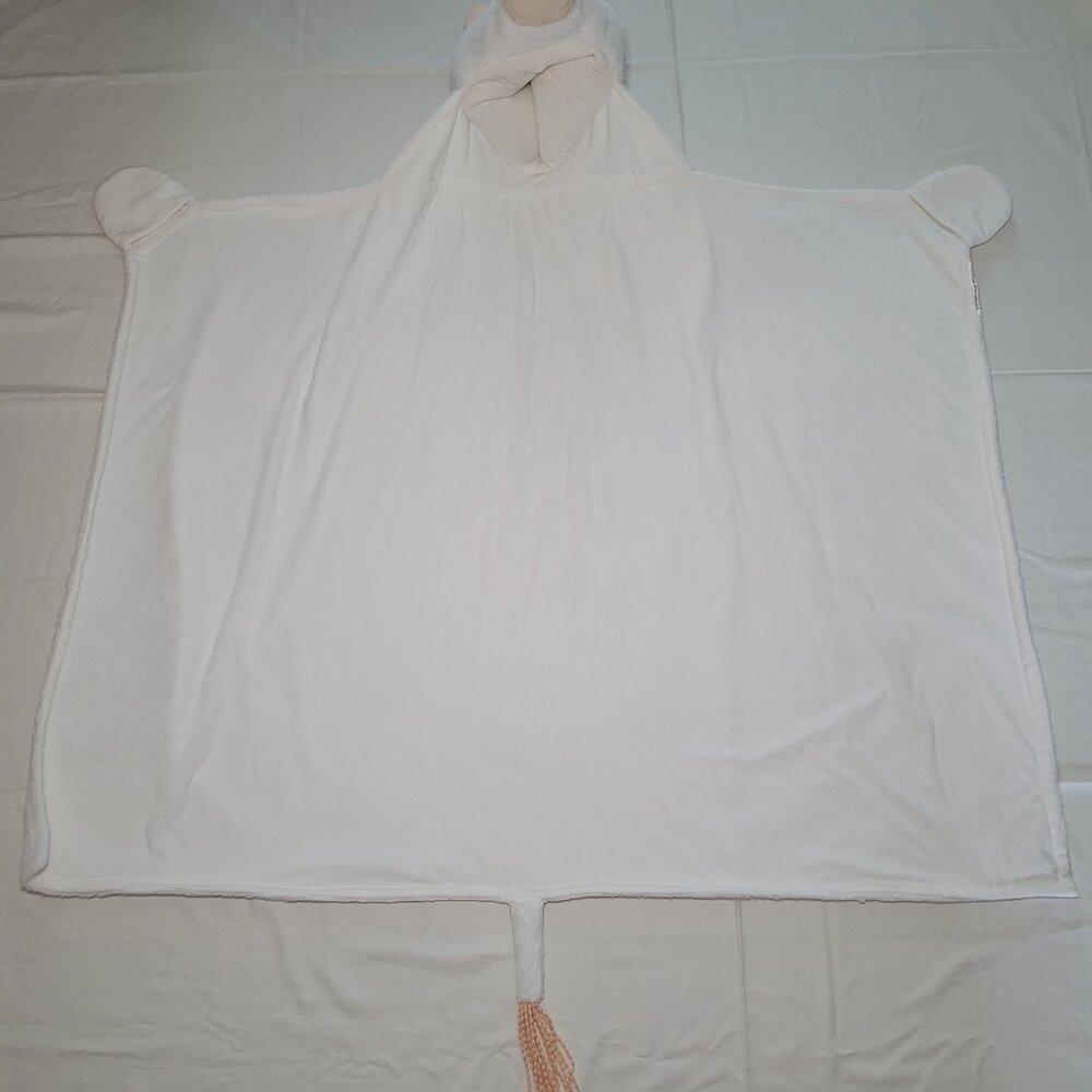 Pillowfort Unicorn Hooded Blanket 40x50 Super Soft White - Picture 8 of 13